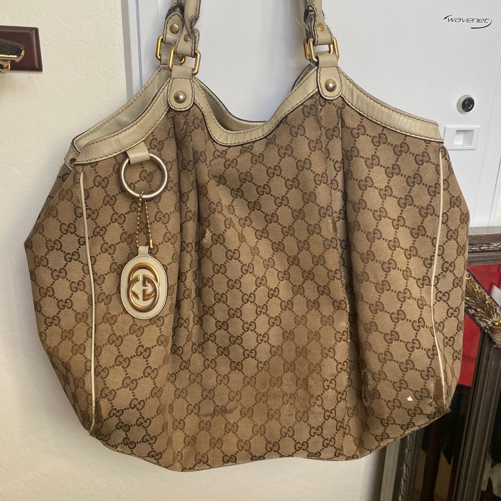 Gucci handbag with matching wallet